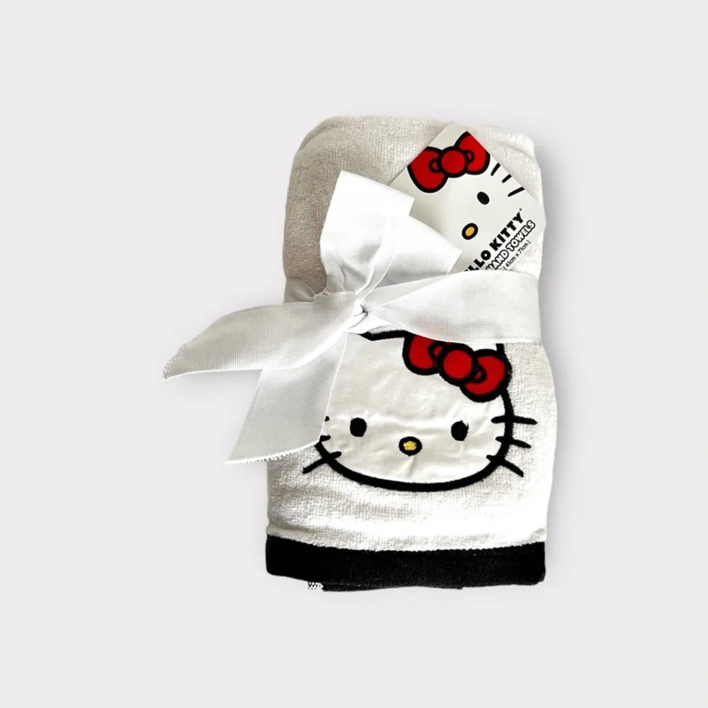 Hello Kitty Hand Towels